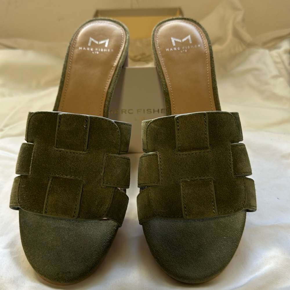 March Fisher sandals, green, size 9